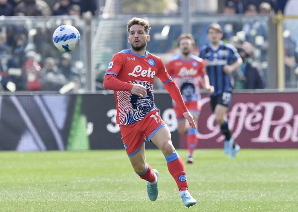 Napoli, il futuro di Mertens è un rebus: ipotesi Inter e MLS