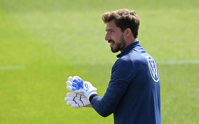 Manchester United alla ricerca di un portiere: offerta per Trapp