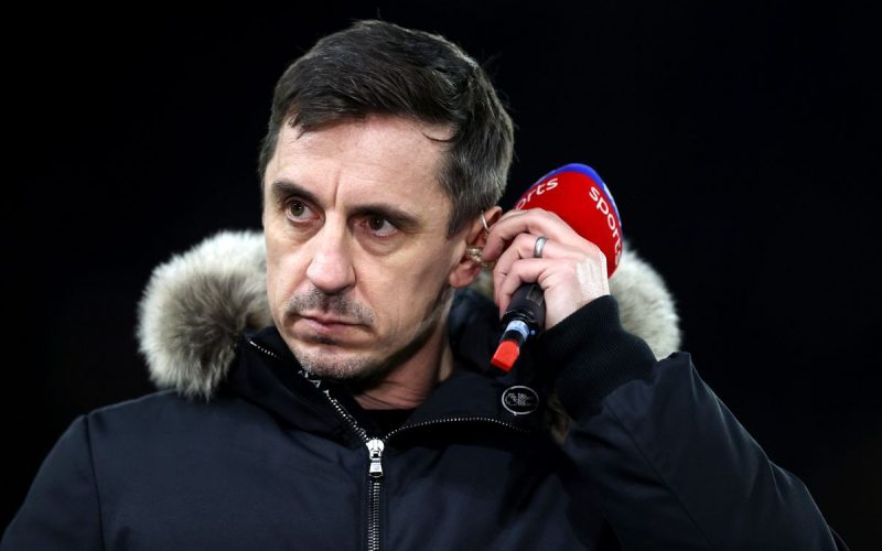 🤔 Neville giustifica lo United: “Conferma di Ten Hag? Avevano il diritto di flirtare con altri tecnici”