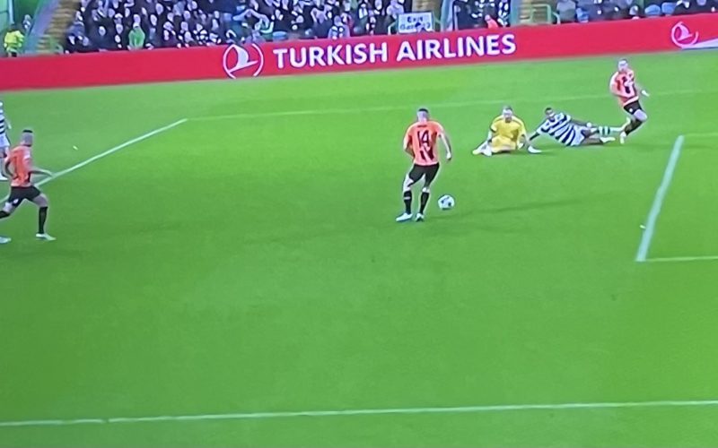 🎥 Errore clamoroso dello Shakhtar Donetsk: Sikan da incubo