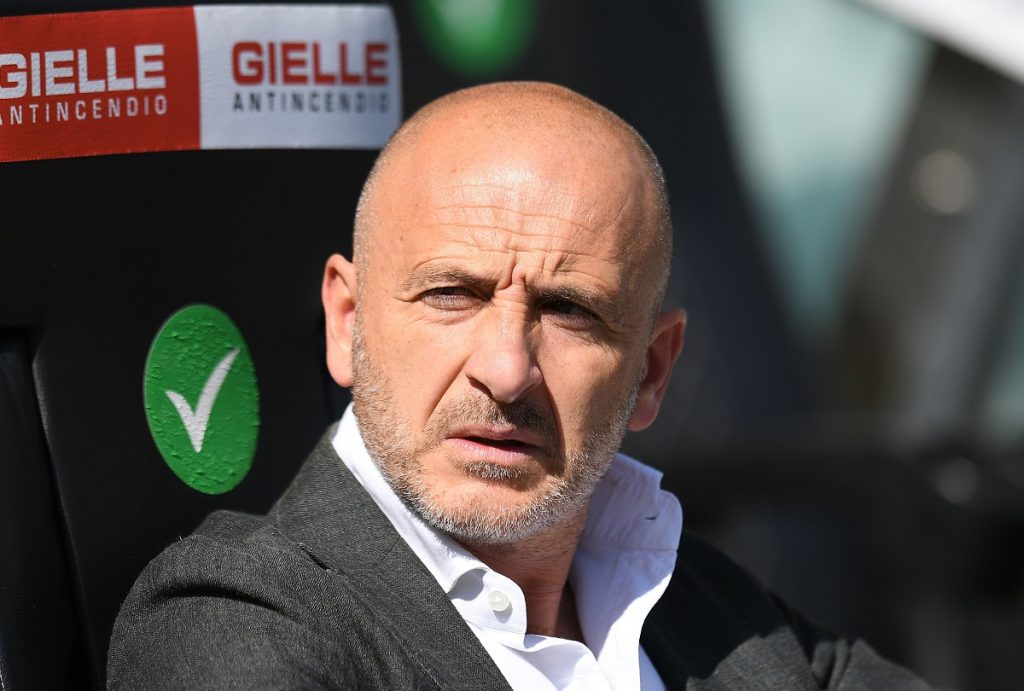 🎤 Inter, Ausilio allontana il Barça: “Bastoni? È un nostro capitale e vogliamo tenercelo stretto”