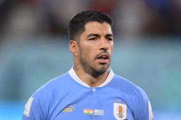🤯 Uruguay, Bielsa sorprende tutti e fa fuori Luis Suarez: quanti centrocampisti tra i convocati