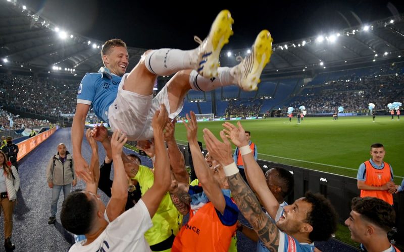 😭 Problemi cardiaci, Lucas Leiva lascia il calcio giocato: “La mia salute prima di tutto”