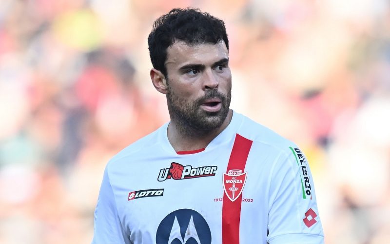 🐂 Rinforzi in vista: per l’attacco lotta a due Simeone-Petagna, in difesa piace Hajdari