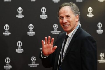 ❣️ Milan, Franco Baresi si rivede sugli spalti: lo storico capitano presente domani a San Siro