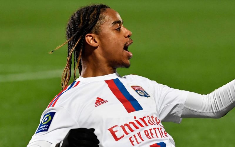 🏁 Il Liverpool punta il 2002 del Lione Barcola: Reds in pole, ma c’è concorrenza