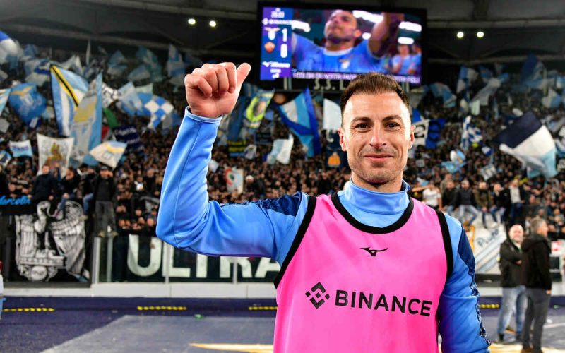 😢 Lazio, Radu lascia dopo 426 partite: il rumeno dice addio al calcio giocato