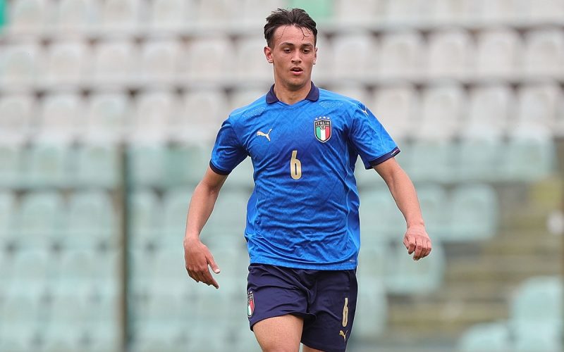 ⚔️ Sfida di mercato Milan-Juve per il baby Chiarodia: le ultime