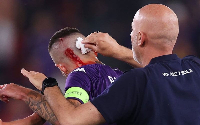 😡 Biraghi colpito alla testa, la Fiorentina non ci sta: “Episodio che ha condizionato la gara”