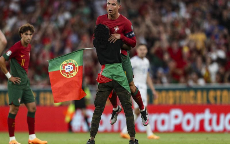 CR7 da record: quali sono i calciatori con più presenze nelle principali Nazionali?