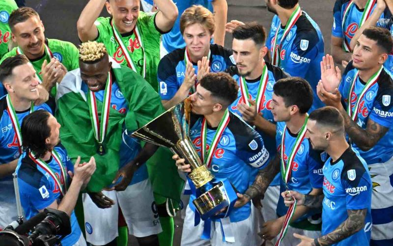 Di Lorenzo a vita al Napoli: ma chi sono i calciatori con più presenze nella storia azzurra? Comanda Hamsik