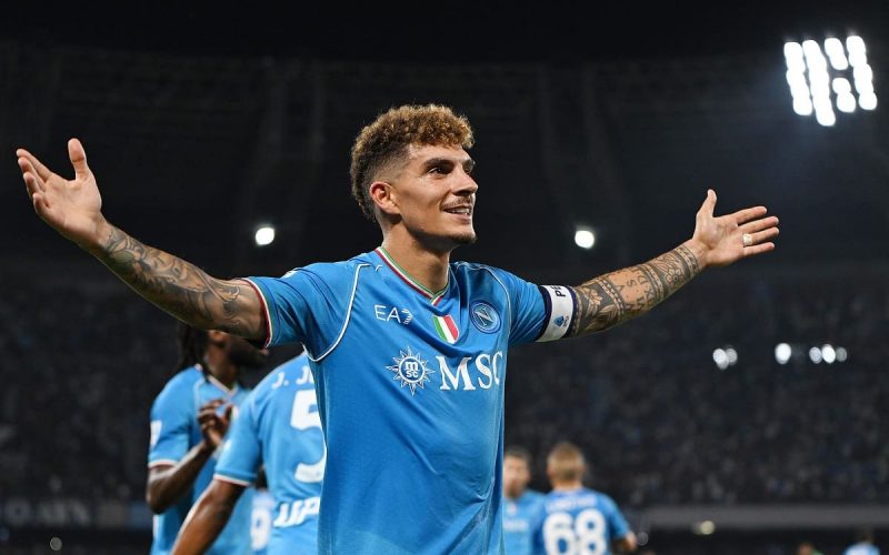 🔵 Napoli, Di Lorenzo accostato al Milan: l’intenzione del club e la posizione di Mazzocchi