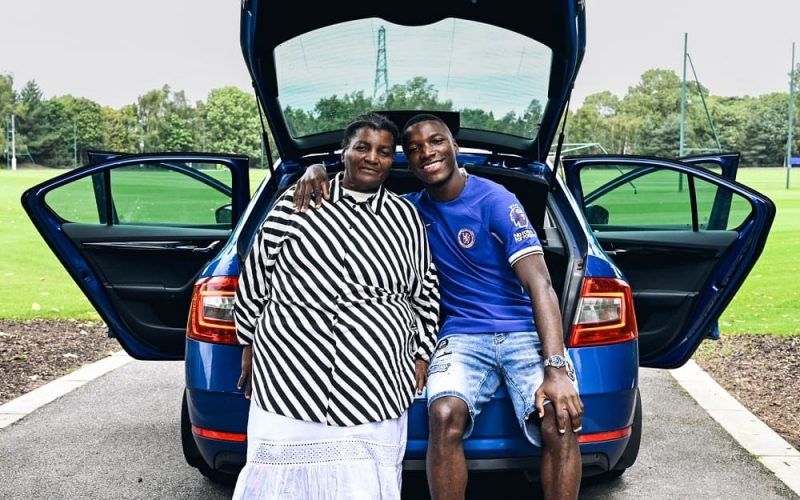 ✅ UFFICIALE – Moises Caicedo è del Chelsea: l’annuncio dei Blues è 😍 