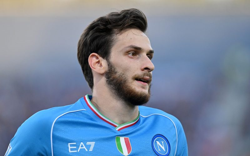 Quali calciatori tentano più dribbling in Serie A? Kvara 👑, Leao “solo” quinto