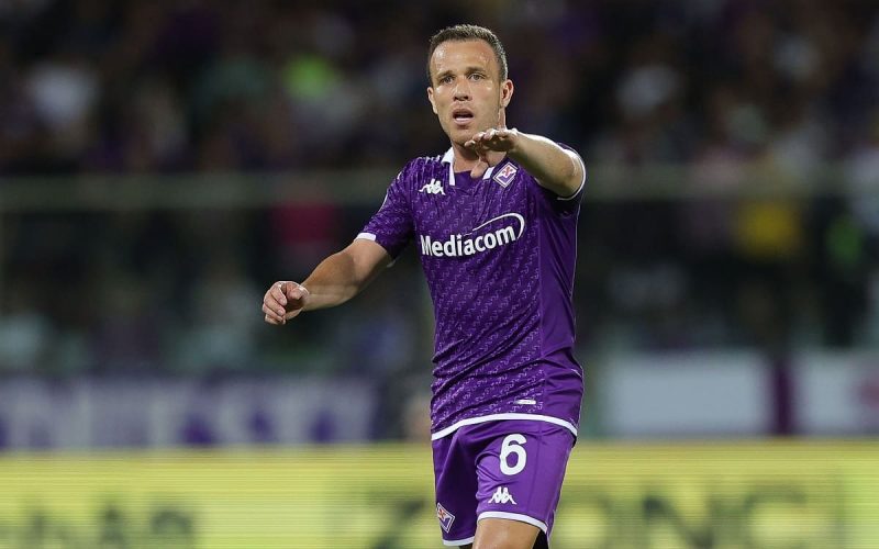 🟣 Fiorentina, Arthur andrà via: idea Ezequiel Fernandez
