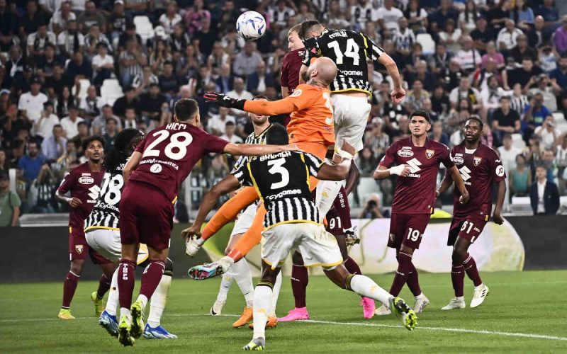 🥲 Incubo calci piazzati per il Toro nei derby: 7 degli ultimi 8 gol della Juve sono arrivati così