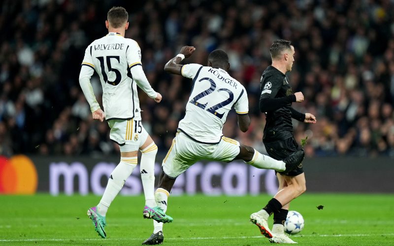 Scarpata ​😱 di Rüdiger: Zielinski costretto a lasciare il campo contro il Real Madrid