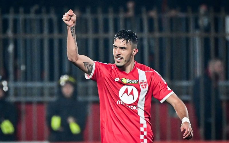 👀 Monza-Lecce, le probabili: Nesta lancia il tandem Ganvoula-Mota. Assente Morente