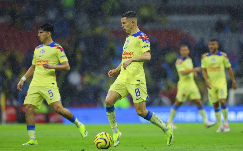 ⚔️ Radiosei – Lazio e Napoli su Fidalgo: la situazione