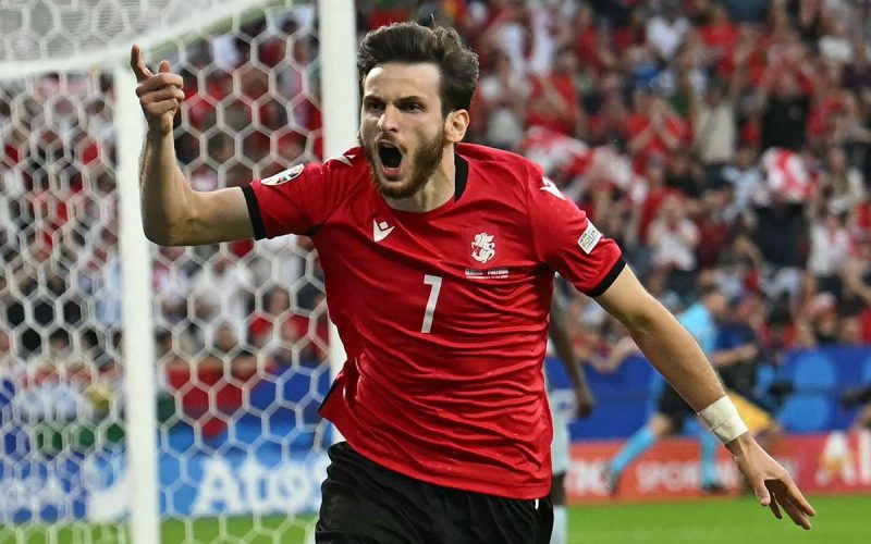 🎥 Kvara, l’ennesima meraviglia con la Georgia: la “ruleta” è 😍