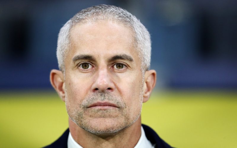 🎤 Il ct albanese elogia l’Italia: “Difficile togliergli il palleggio. Sono una grande squadra”