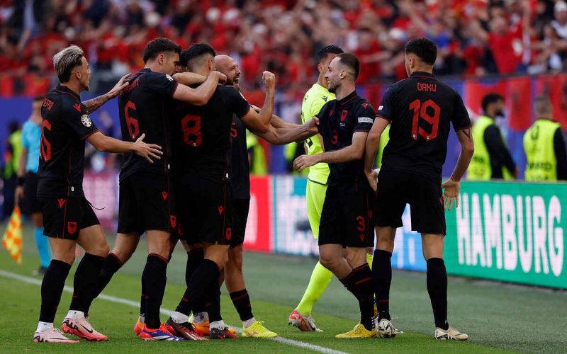 🇦🇱 Gol ed autogol nella stessa partita per Gjasula: è la seconda volta nella storia degli Europei