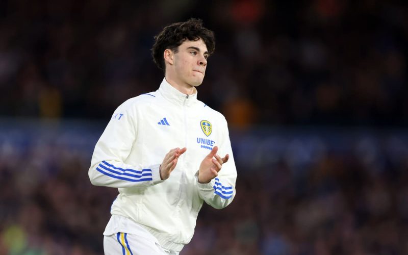 🤯 Oltre 40 milioni di sterline per un diciottenne: il Tottenham si assicura Gray dal Leeds