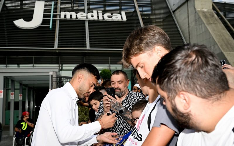 ⚪⚫ Nico Gonzalez: “PSV? Squadra organizzata. Vlahovic è troppo forte”