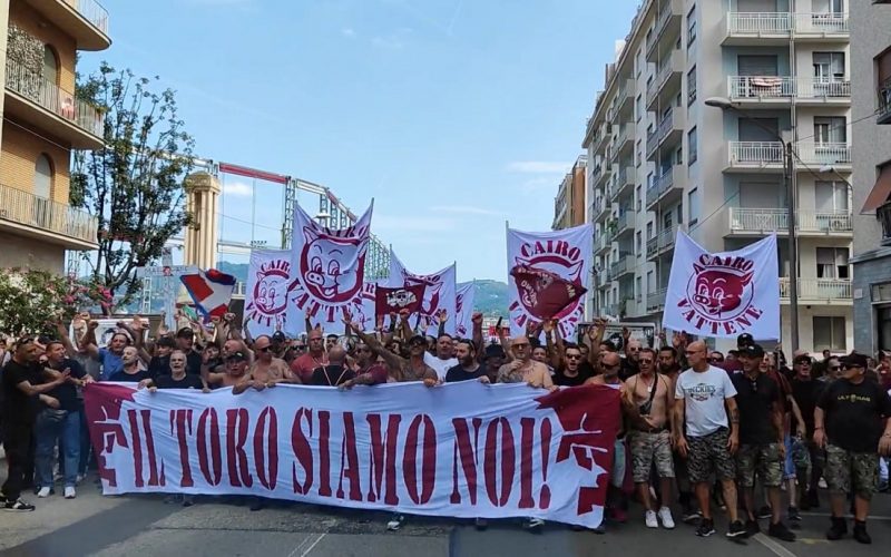 😡 Torino, altra contestazione dei tifosi contro Cairo: chiesta la cessione
