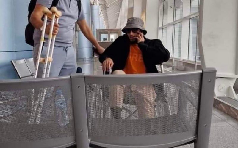 📸 Ansia per Bennacer: sedia a rotelle e stampelle al rientro in Italia post-infortunio
