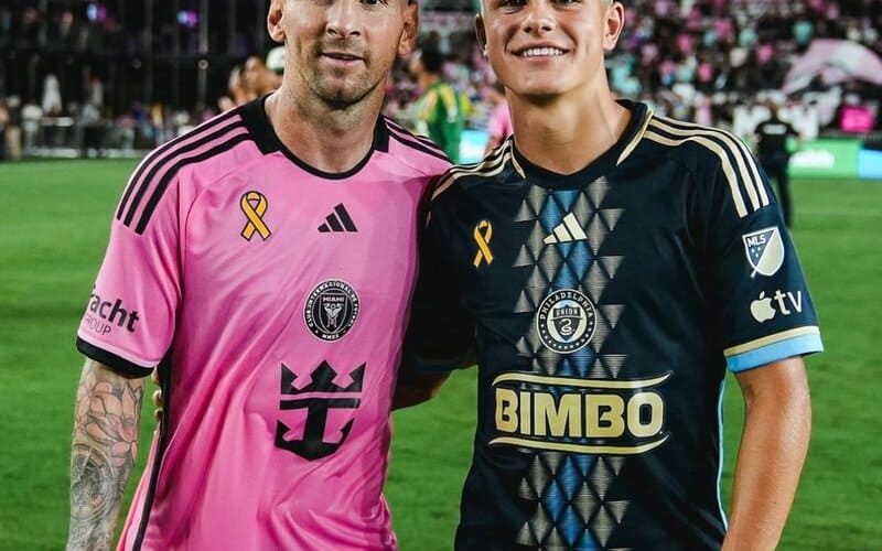 📸 Il 14enne Sullivan incontra l’idolo Messi: spunta un dato 🤯 che li accomuna