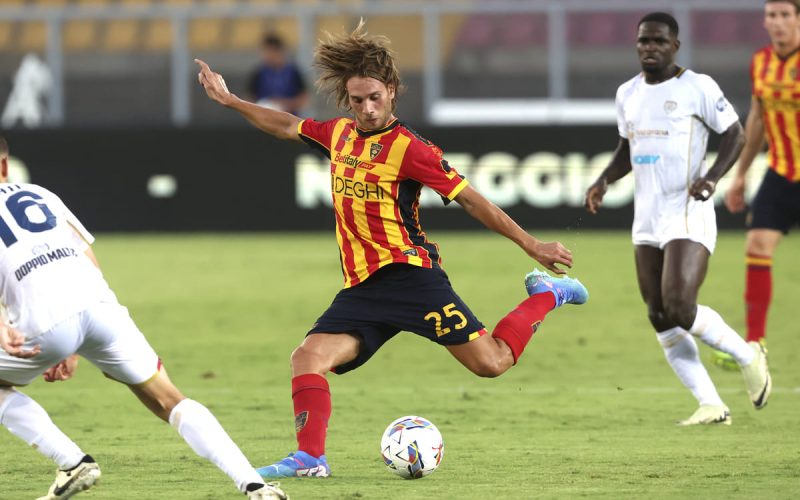 🫂 Gallo-Lecce, avanti insieme: il difensore rinnova fino al 2027!