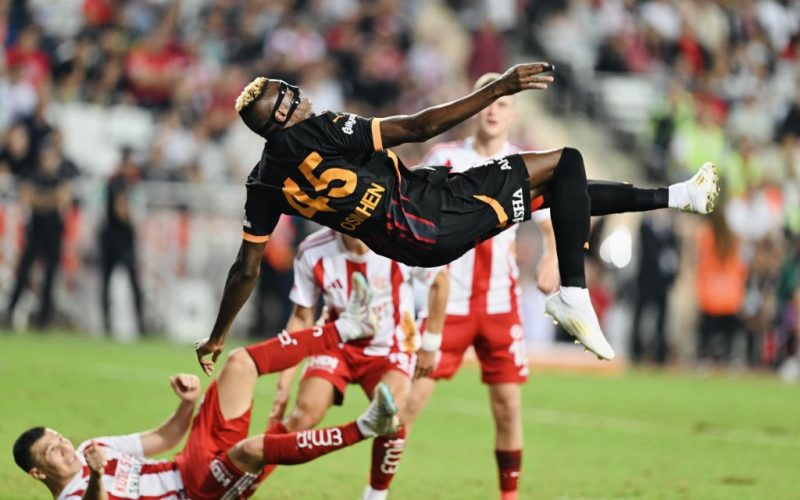 🔥 Osimhen lo fa BEL-LIS-SI-MO: gol meraviglioso che regala la vittoria contro il Samsunspor