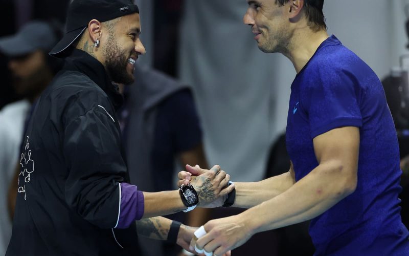 Neymar ospite per Alcaraz 🆚 Nadal: fischi e cori pro CR7 al suo ingresso in campo 😶