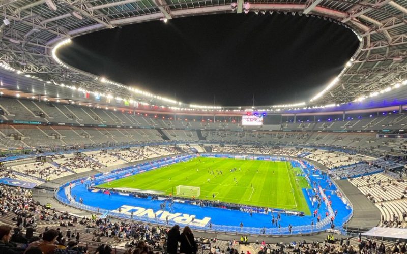 ❌ La Francia impatta contro Israele, è 0-0. Caos e risse tra le tifoserie sugli spalti