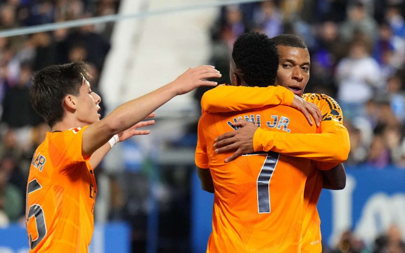 📸 Il Real accorcia sul Barça: tris nel segno di Mbappé e Bellingham. E l’assist di Vini…