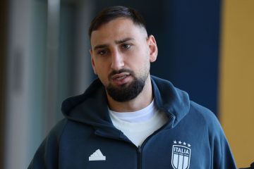 📸 Vasilj sottrae le indicazioni sui rigori a Donnarumma: il capitano 🇮🇹 su tutte le FURIE