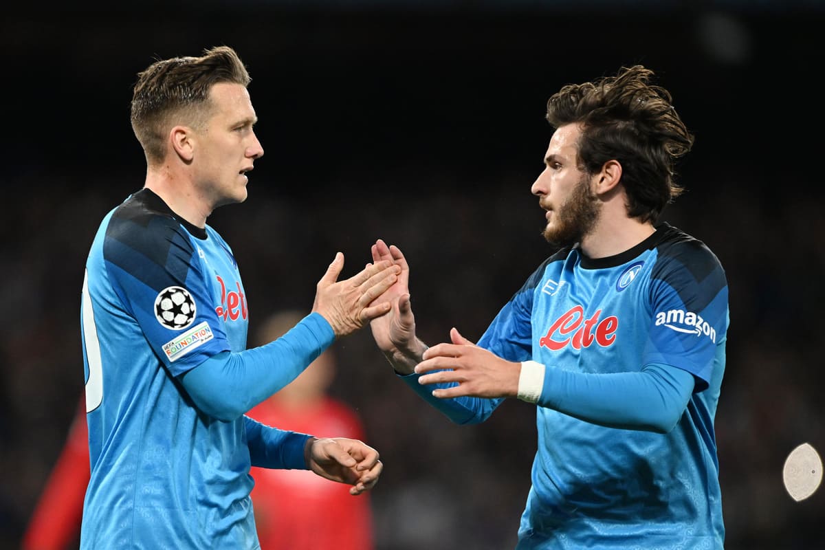 🎥 Kvara-Zielinski, nemici mai: l'abbraccio in Inter-Napoli è 🥰