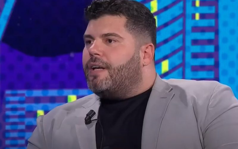 Salvatore Esposito dal 🎬 al ⚽️? Il tentativo finisce male. L’attore truffato 😱