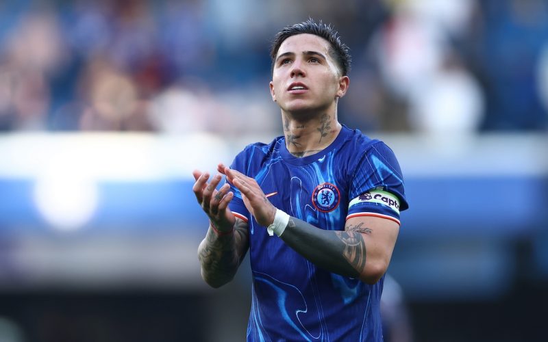 ❗ Chelsea, Enzo Fernandez lascia l’Argentina e torna a Londra: le sue condizioni