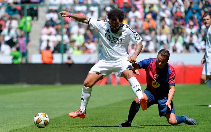 😍 Barça-Real, che spettacolo tra le Legends! E Marcelo esulta come CR7 📹