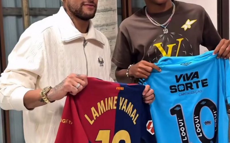 🤩 Da idolo a compagno di avventure: il meglio del duo Yamal-Neymar 📸