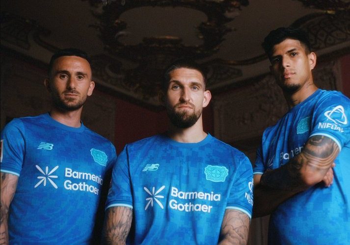 📸 Bayer Leverkusen, ecco la nuova divisa third: la presentazione è 😍