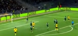 😅 L’errore di Lafont in Europa League è… inspiegabile! Porta sguarnita e gol facile