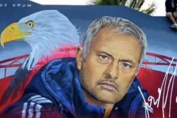 📸 Benfica, il murales dedicato a Mourinho è 😍