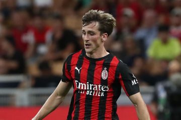 🚨 Tegola Milan: sospetta lesione, Saelemaekers lascia il ritiro del Belgio e rientra a Milano! Le sue condizioni