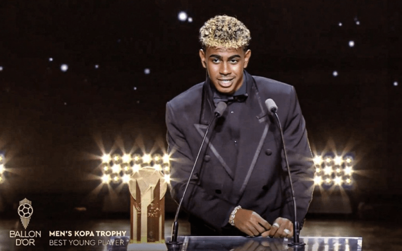 🏆 Lamine Yamal è il miglior giovane del 2025! 📸