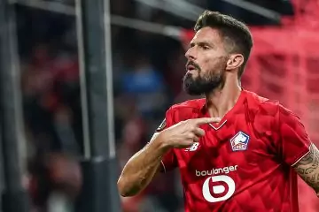 😍 Giroud è ETERNO! Gol decisivo e record in Europa League: è il più anziano subentrante ad aver segnato