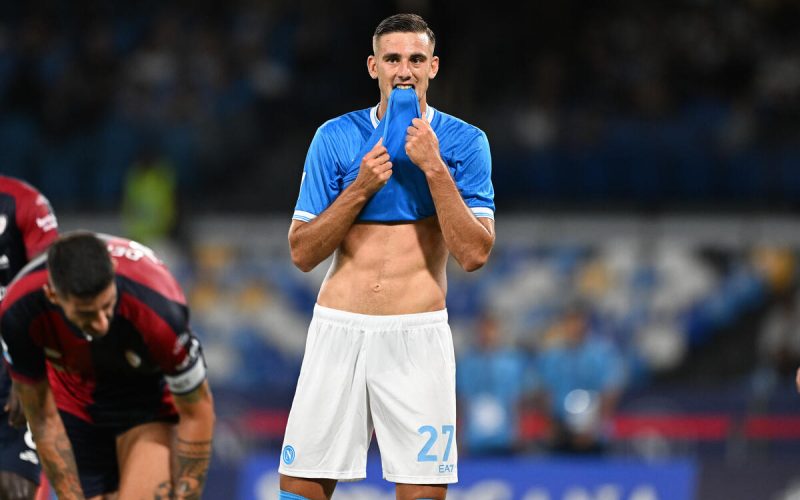 🤔 Napoli, turnover calibrato contro il Pisa: le ultime su Olivera, Gilmour e Lucca