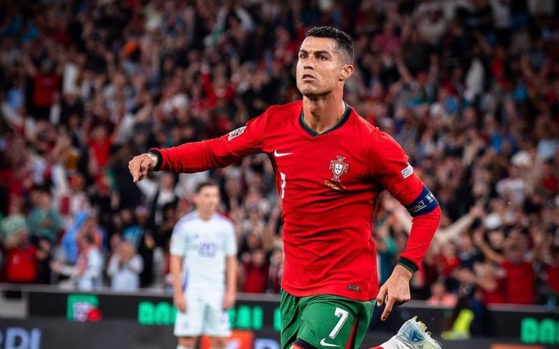 😍 CR7 scrive (ancora) la storia: nessuno come lui nelle qualificazioni ai Mondiali